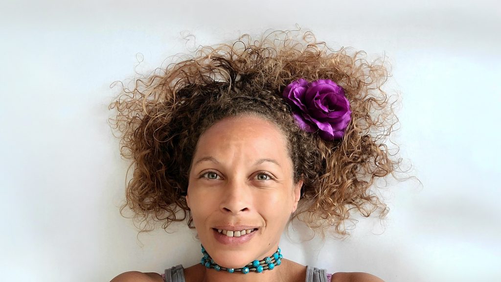 Meet Kimberly, your photographer.